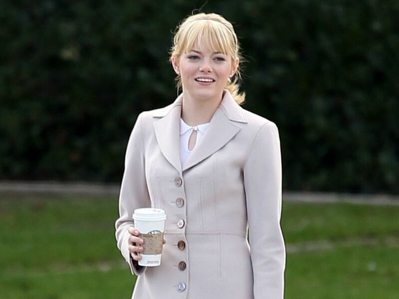 Woman Holding Coffee Cup — Beige