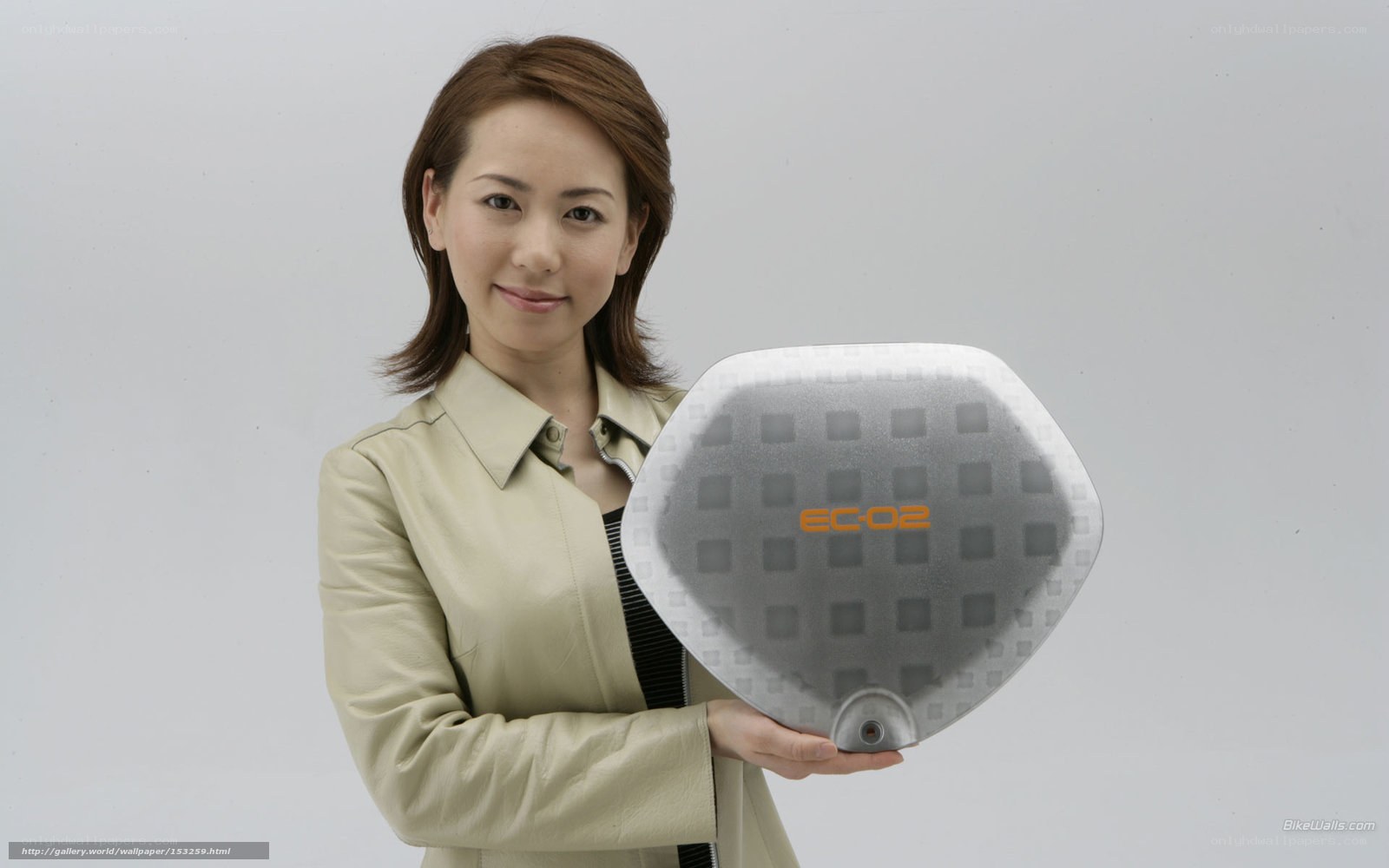 woman holding ec-02 device