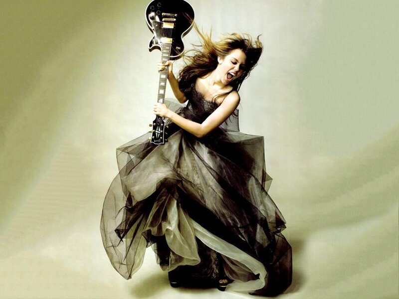 Woman Holding Guitar — Black, Dynamic