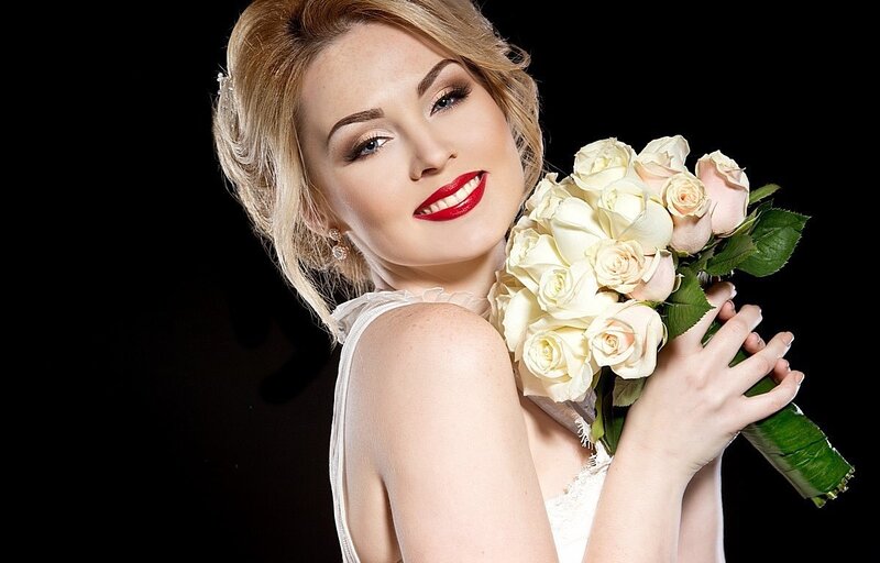 Woman Holding Roses — White, Dramatic, Photograph, Makeup