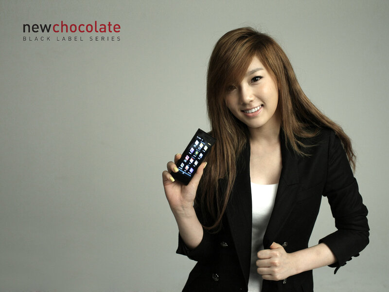 woman holding smartphone