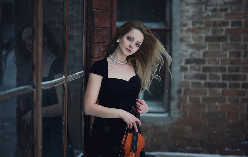Woman Holding Violin — Black, Dramatic, Winter, Photograph