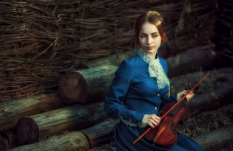 Woman Holding Violin — Blue, Dramatic, Photograph