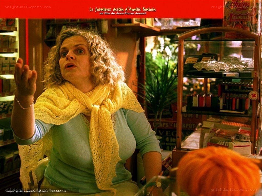 woman in a shop scene