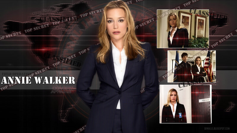 Woman in a Suit — Black