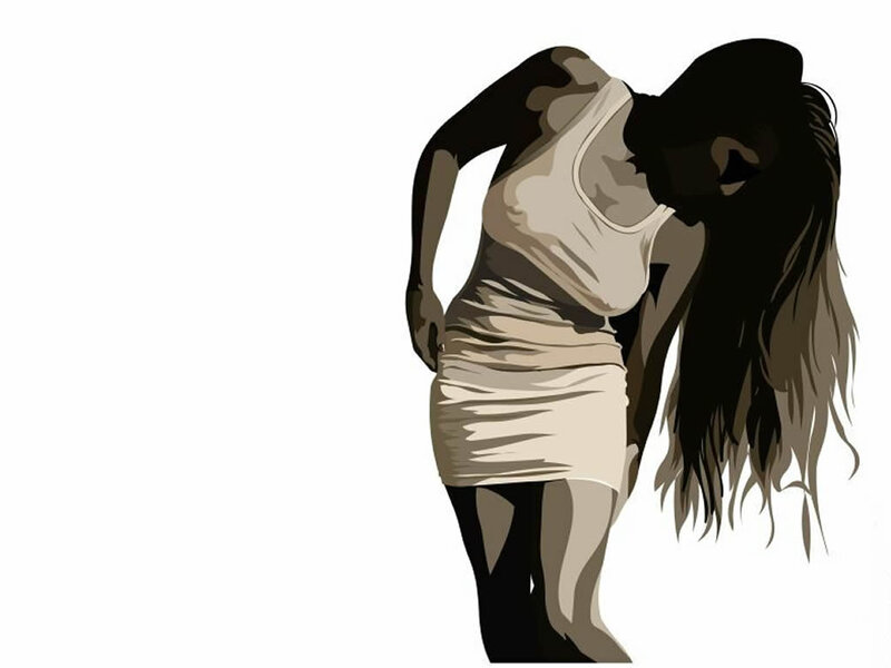 woman in a white dress