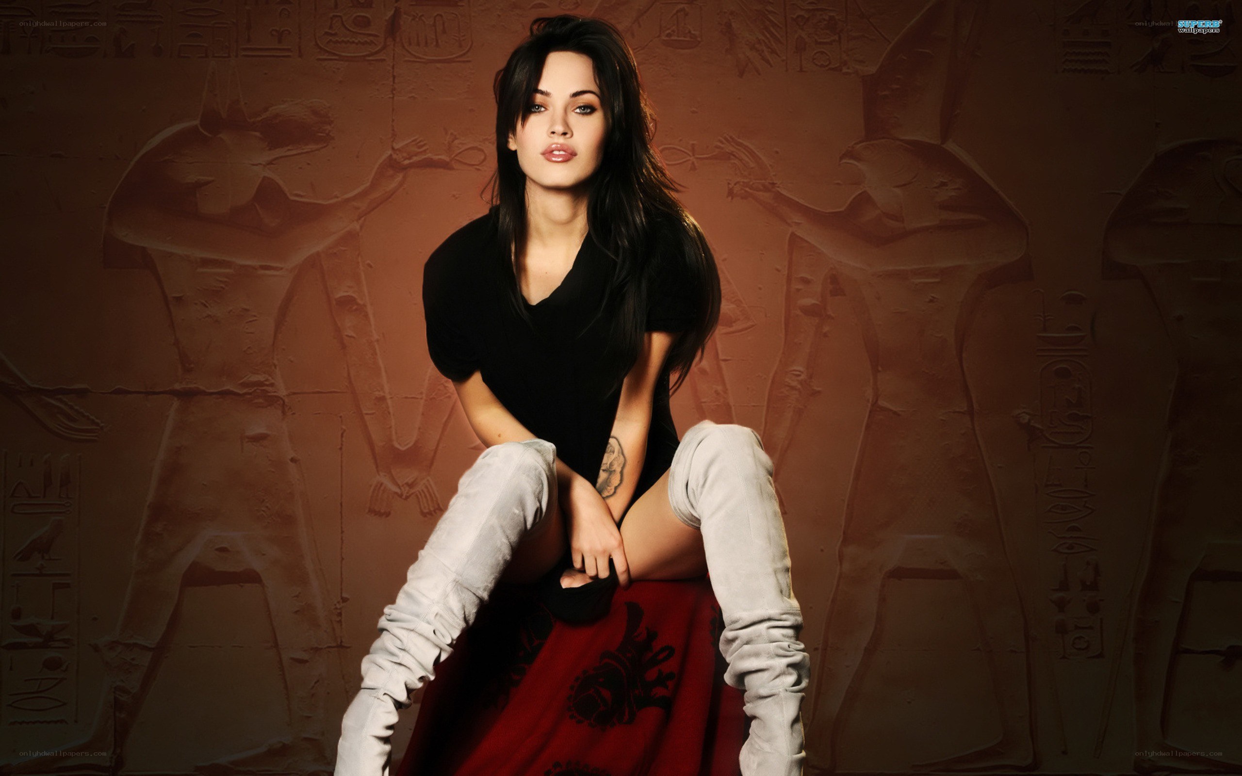 woman in ancient egyptian setting