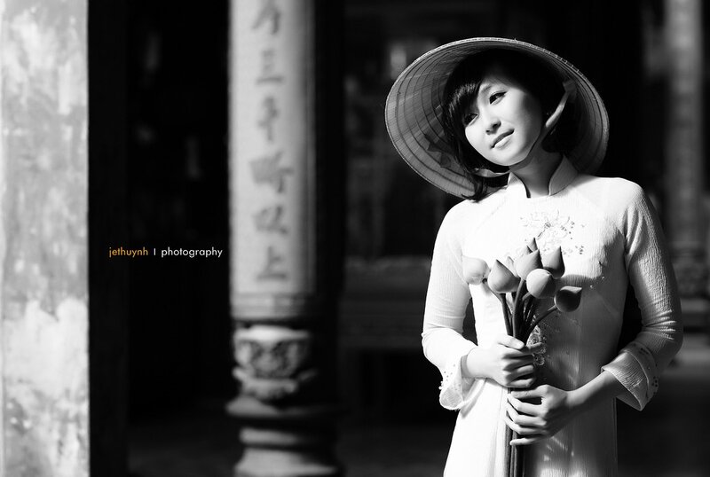 Woman in Ao Dai — Black