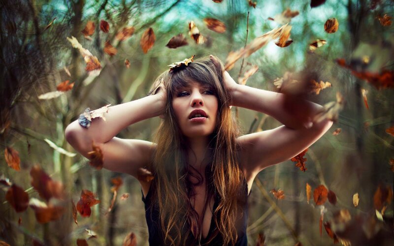 woman in autumn forest