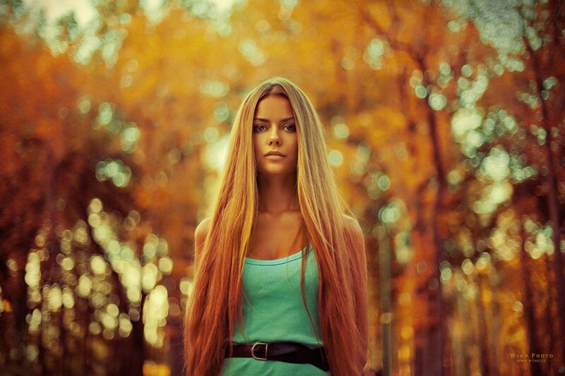 woman in autumn forest