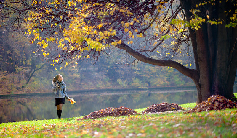 Woman in Autumn Park — Green