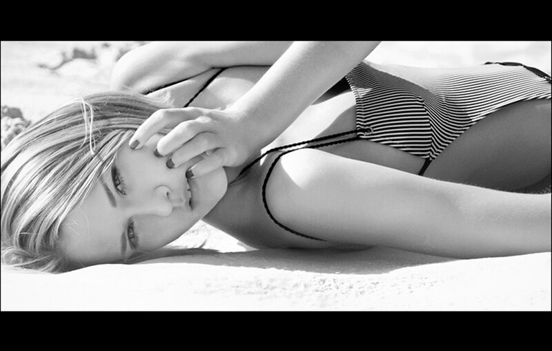 Woman in Bikini on Sand — Black, Calm
