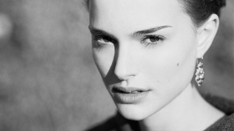 Woman in Black and White — Earring