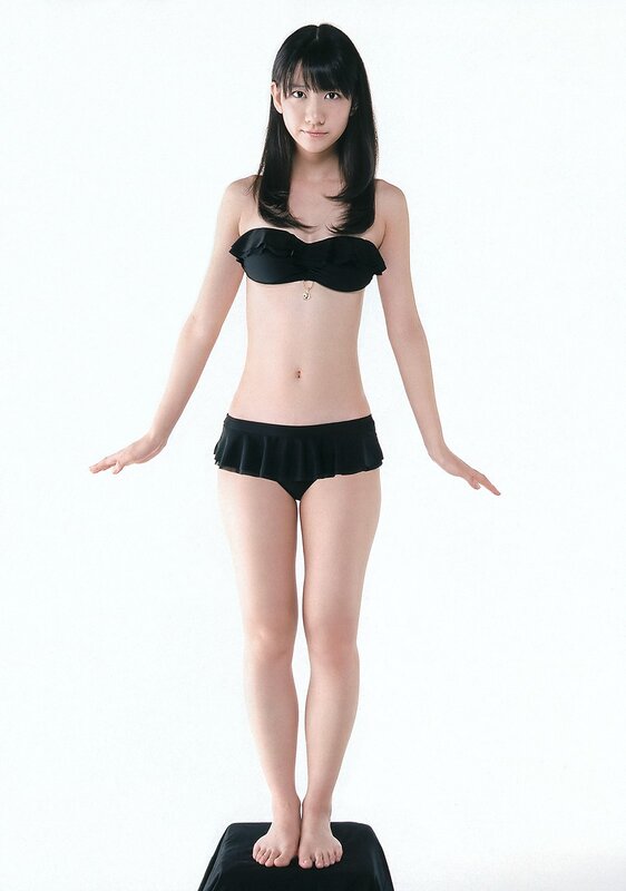 woman in black bikini