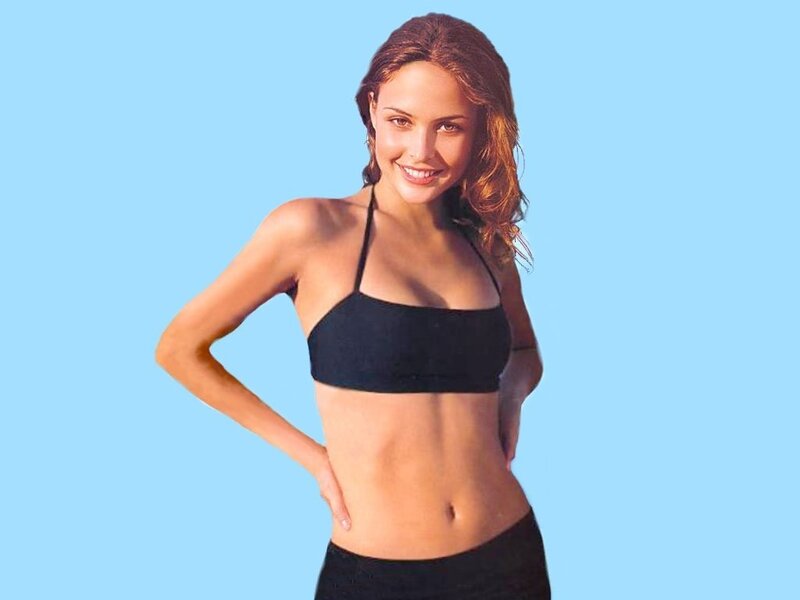 woman in black bikini top