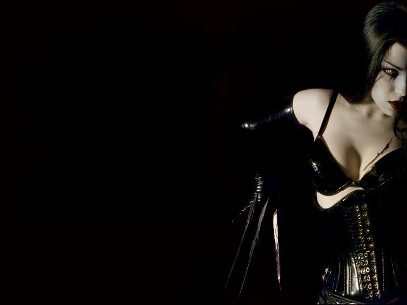 woman in black corset