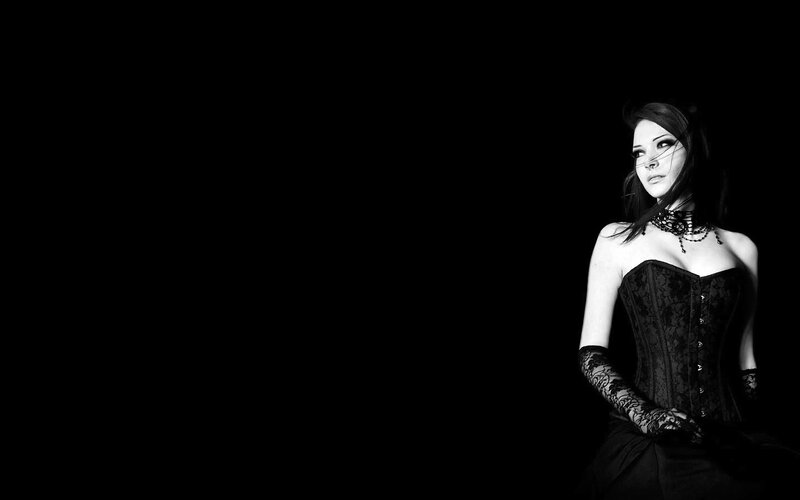 woman in black corset
