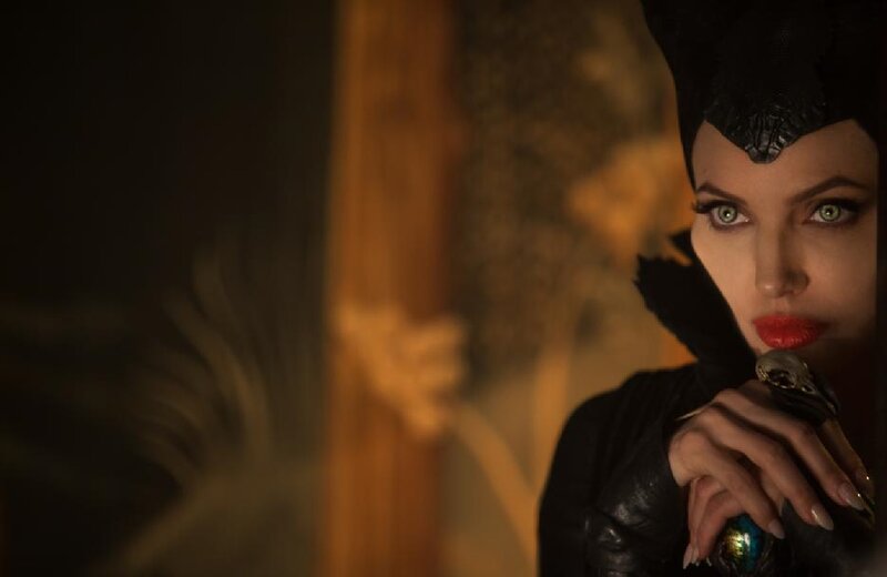 Woman in Black Costume — Dramatic, Photograph, Green Eyes