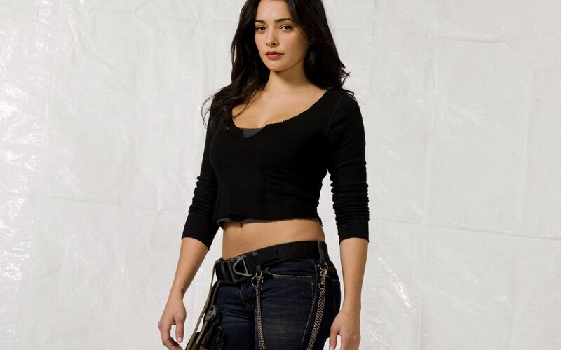 woman in black crop top