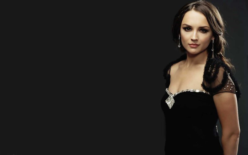 woman in black dress