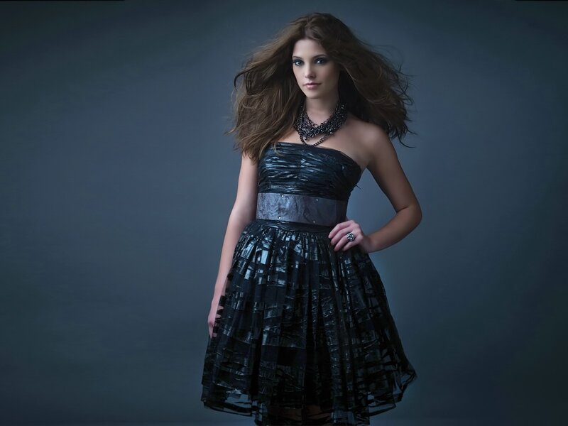 Woman in Black Dress — Necklace, Gray
