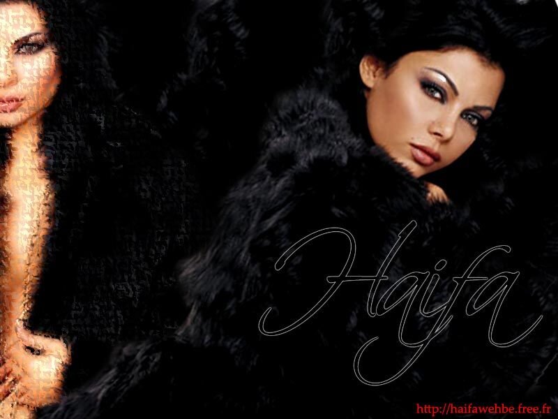 Woman in Black Fur Coat — Dramatic, Photograph, Fur Coat, Makeup
