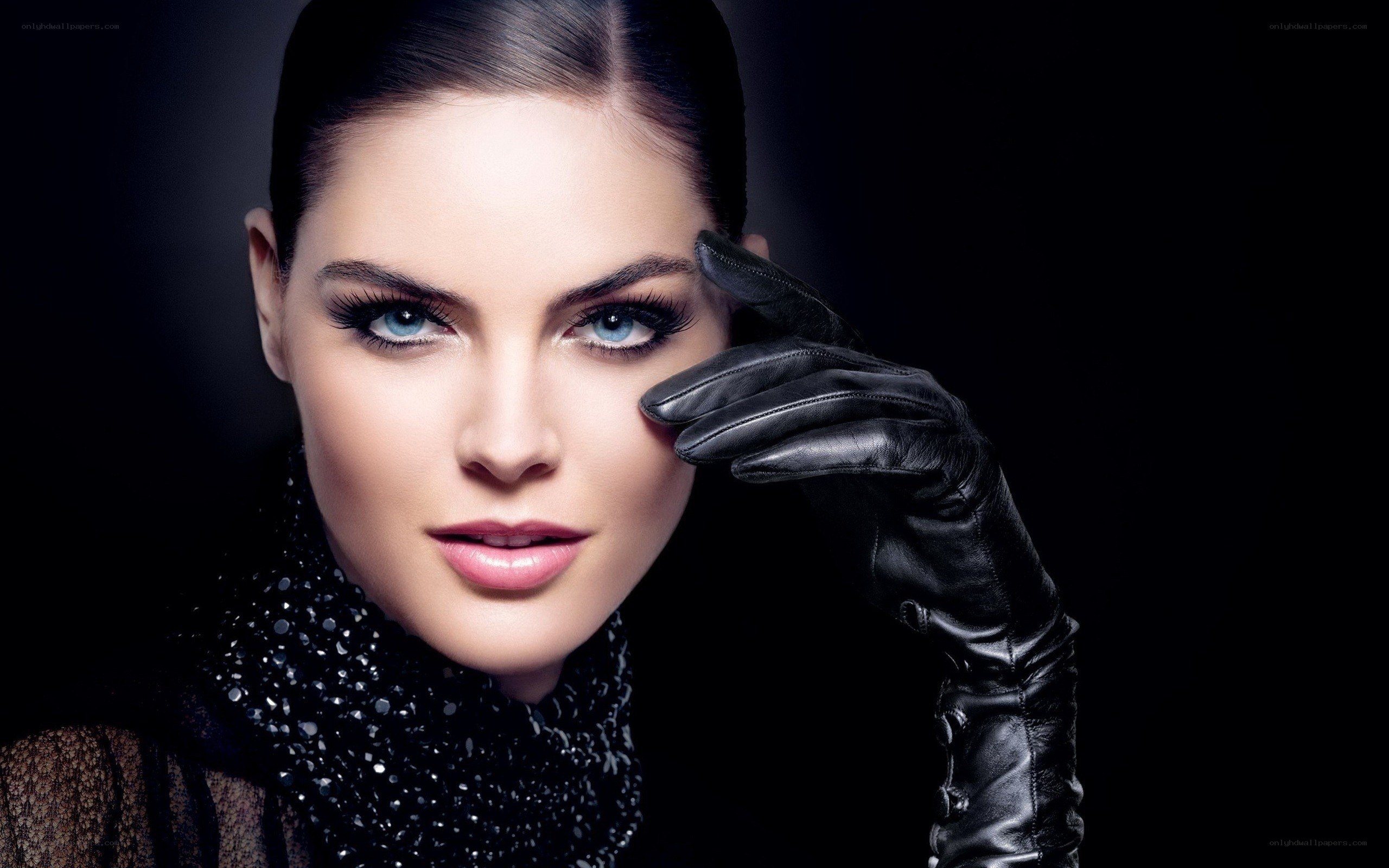 woman in black gloves