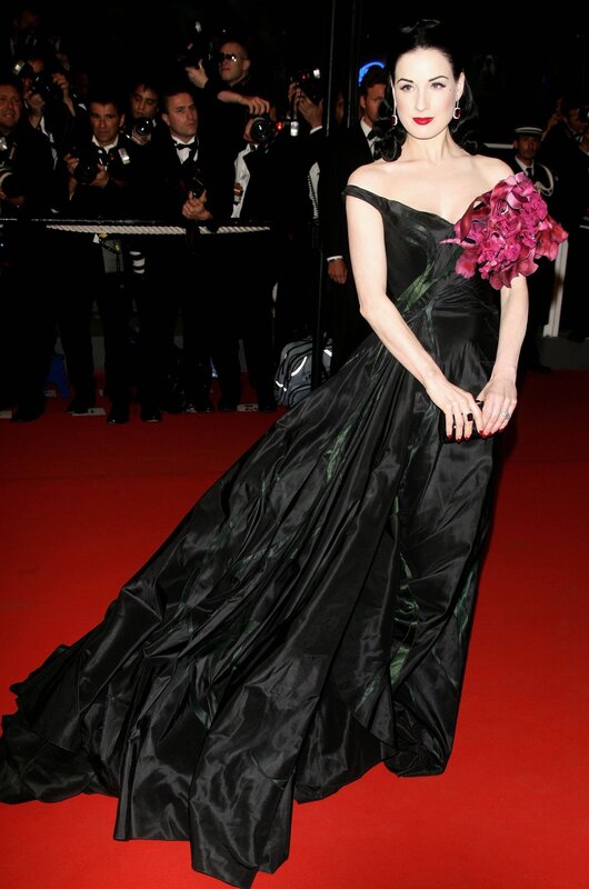 Woman in Black Gown — Dramatic, Night, Photograph, Red Carpet