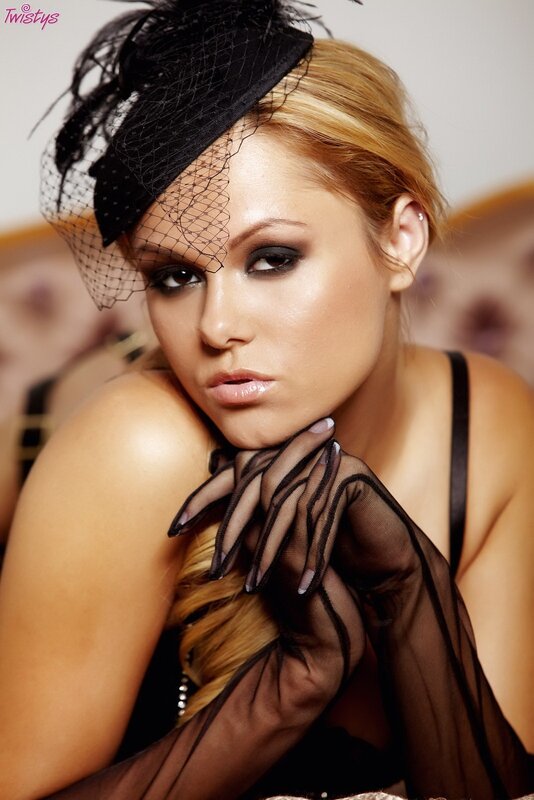 woman in black hat and gloves