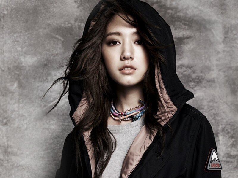 woman in black hooded jacket