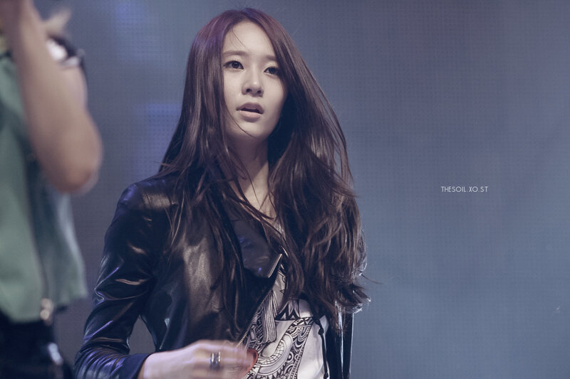 Woman in Black Leather Jacket — Dramatic, Photograph, Leather Jacket, Long Hair, Stage
