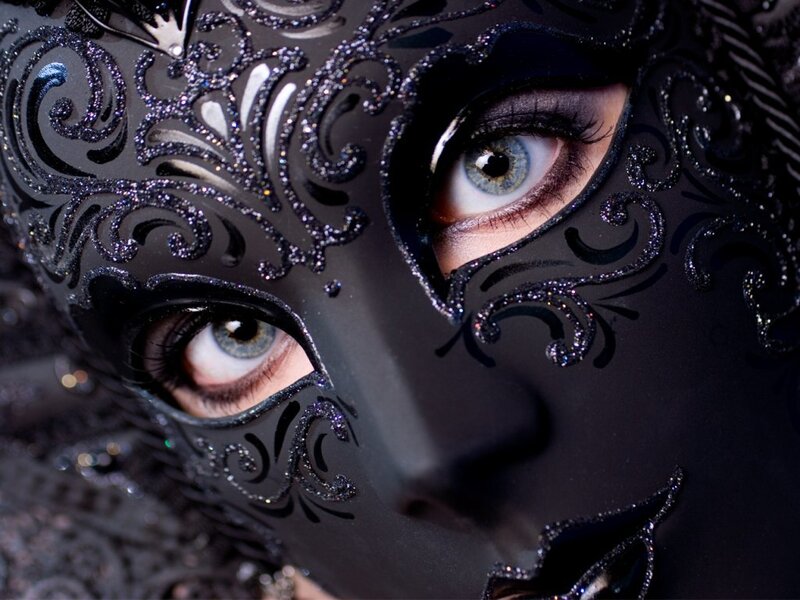 woman in black mask