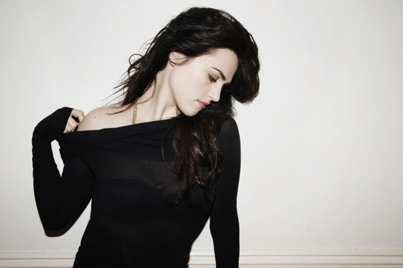woman in black off-shoulder top