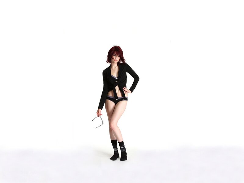woman in black outfit