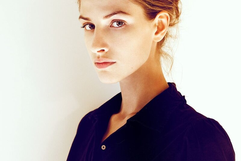 woman in black shirt