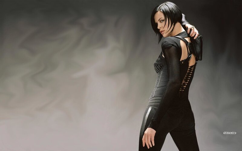 woman in black tactical suit