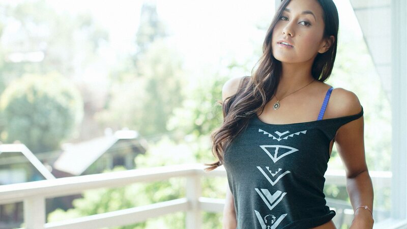 woman in black tank top