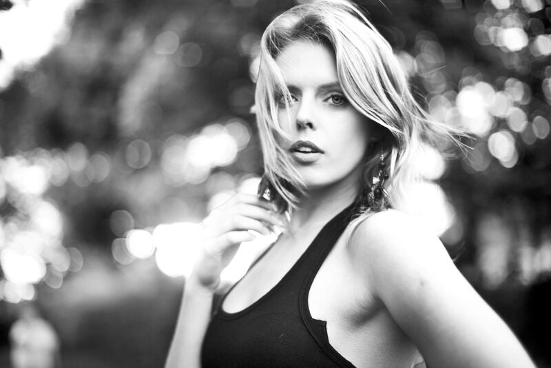 woman in black tank top