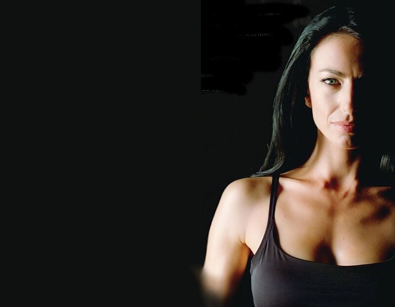 woman in black tank top