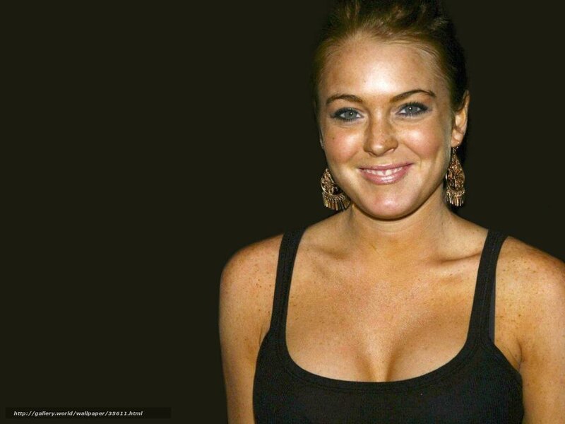 woman in black tank top