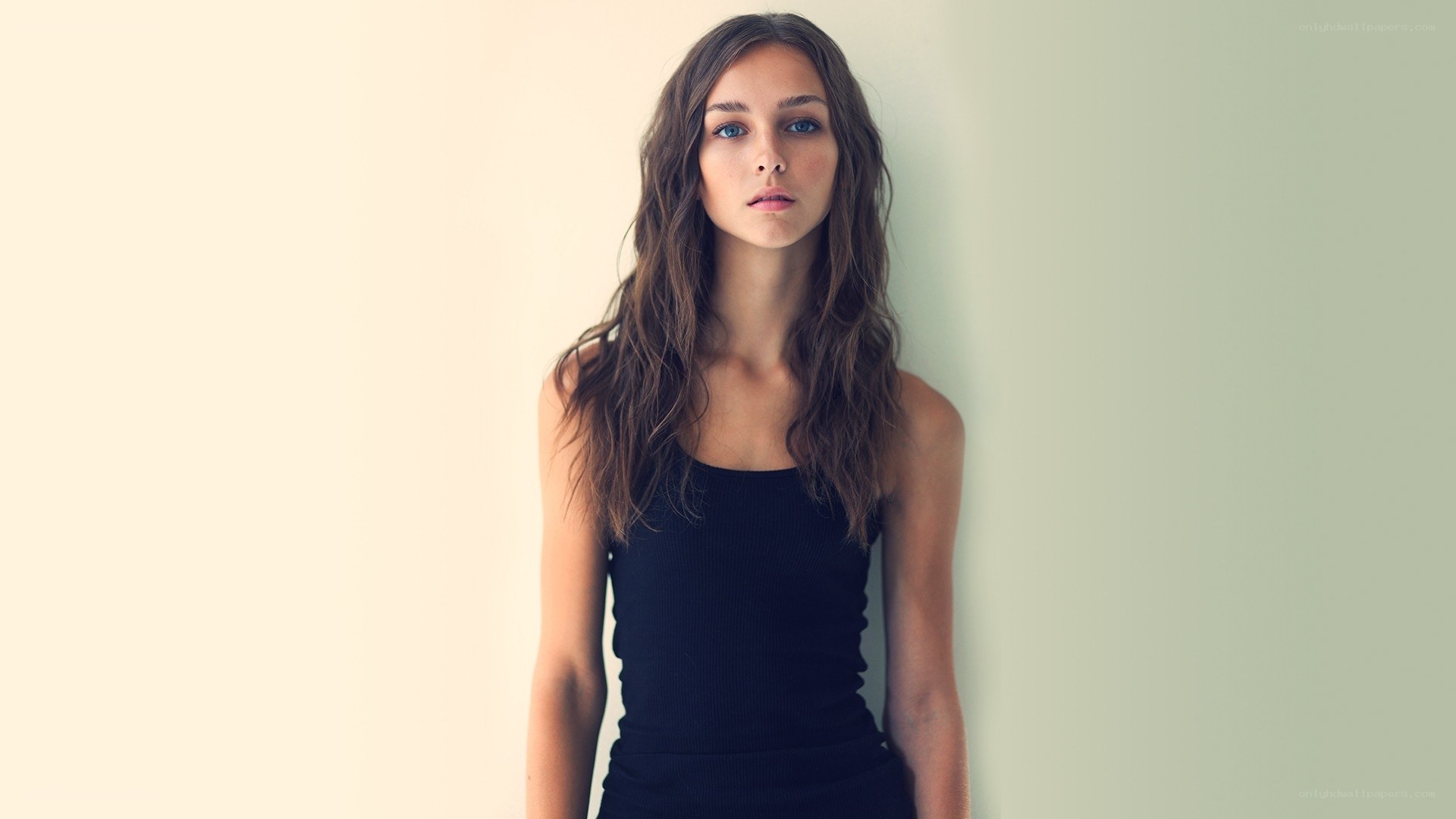 woman in black tank top