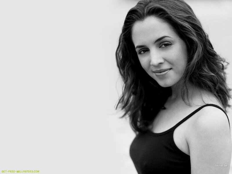 woman in black tank top