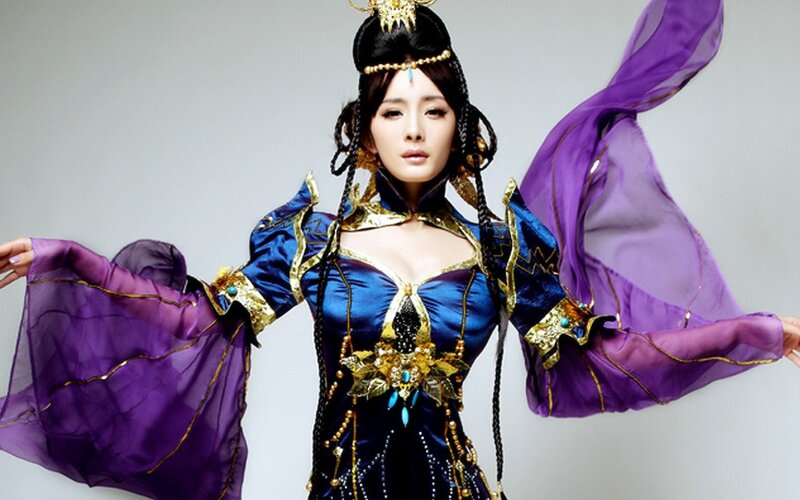 woman in blue and purple costume
