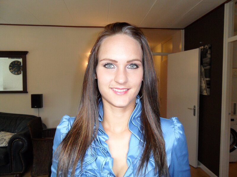Woman in Blue Blouse — Neutral