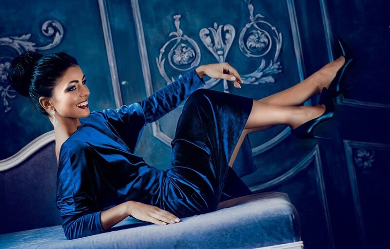 Woman in Blue Dress — Dramatic, Photograph, Heels, Couch