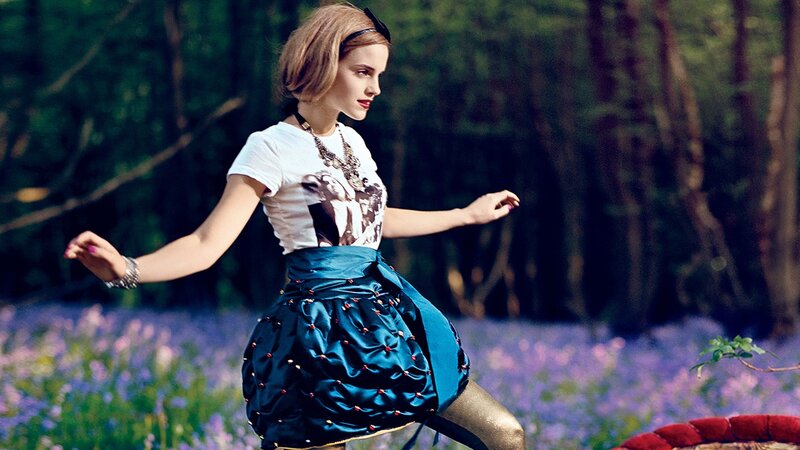 woman in blue skirt dancing