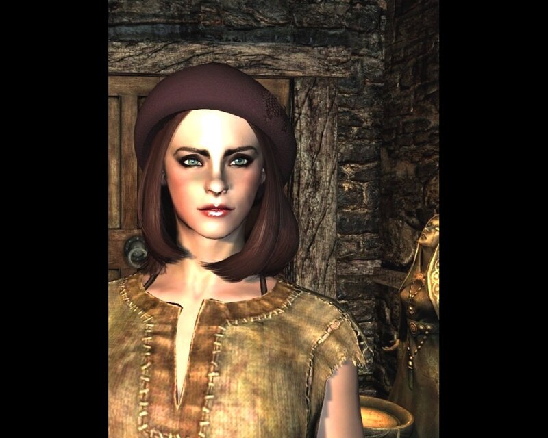 Woman in Brown Hat — Neutral