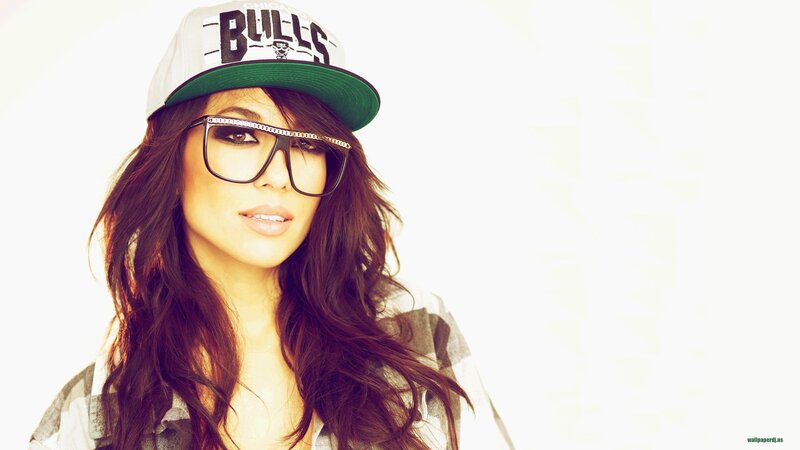 woman in bulls hat and glasses