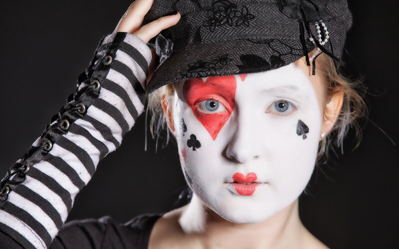 Woman in Clown Makeup — Black