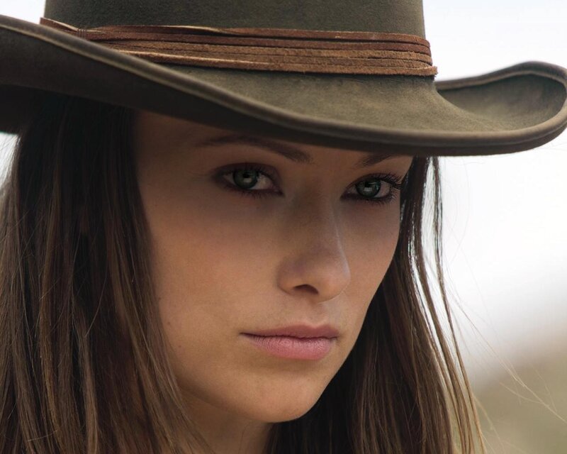 woman in cowboy hat